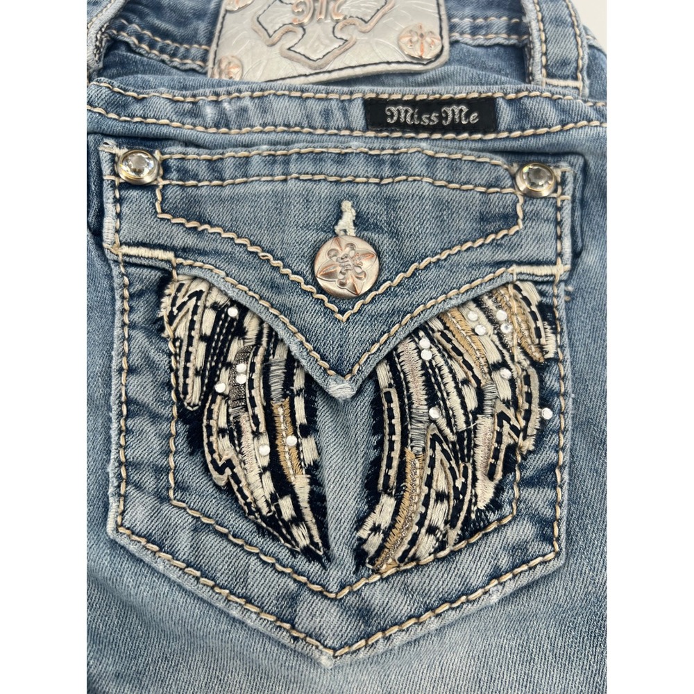 Miss Me Standard Boot Jeans 26 Wing Back Pocket Rhinestone Raw Hem Medium Wash - Picture 4 of 10